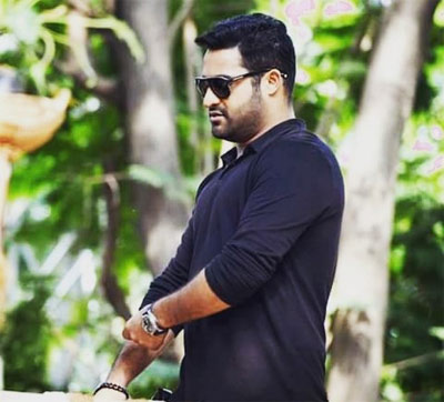 jr ntr,sentiment,hero birthday,movie releases in heroes birthdays,young tiger ntr  ఎన్టీఆర్‌ని ఈ సెంటిమెంట్‌ ఏం చేస్తుందో?!